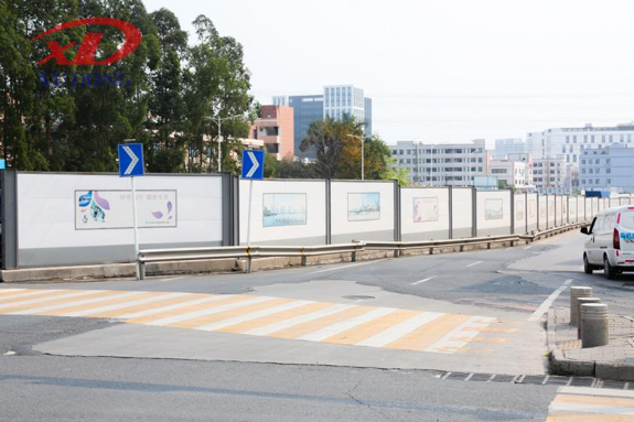 深圳施工圍擋價(jià)格是多少？旭東廠家告訴你